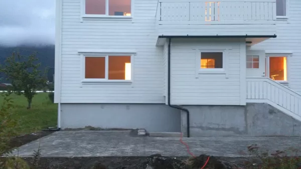 Home entrance Hustad