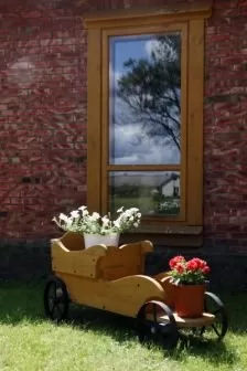Garden decorative elements